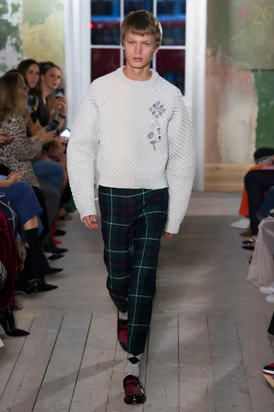 Look 20